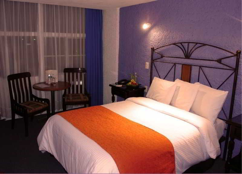 Hotel Emily Pachuca Exterior foto